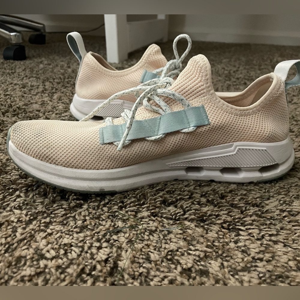 On Women’s Cloudeasy - image 6